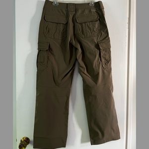Brand new w/Tags Men's Under Armor Storm Cargo Pants 32/30